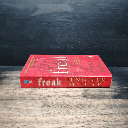 Freak - Jennifer Hillier รูปที่ 3