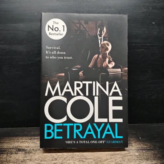 Betrayal - Martina Cole รูปที่ 1