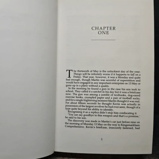 Kissing the Gunner's Daughter - Ruth Rendell รูปที่ 7