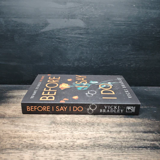 Before I Say I Do - Vicki Bradley รูปที่ 3