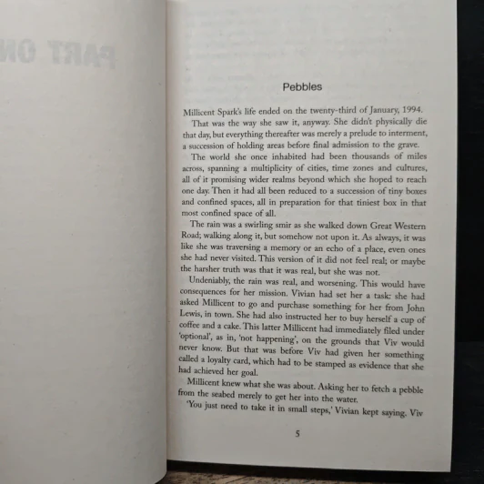 The Cut - Chris Brookmyre รูปที่ 7