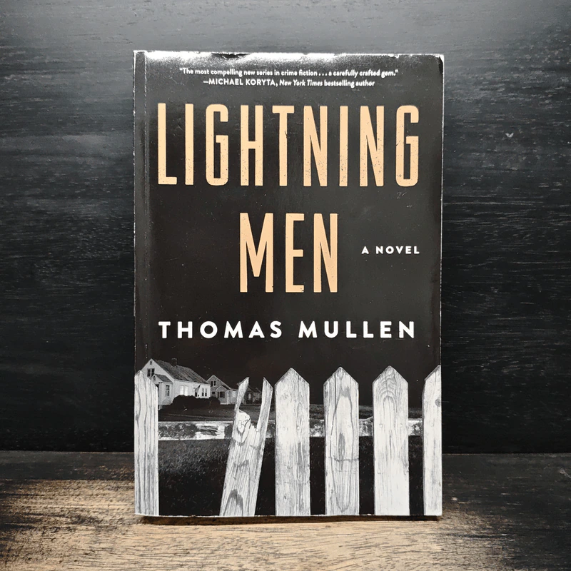 Lightning Men - Thomas Mullen รูปที่ 1