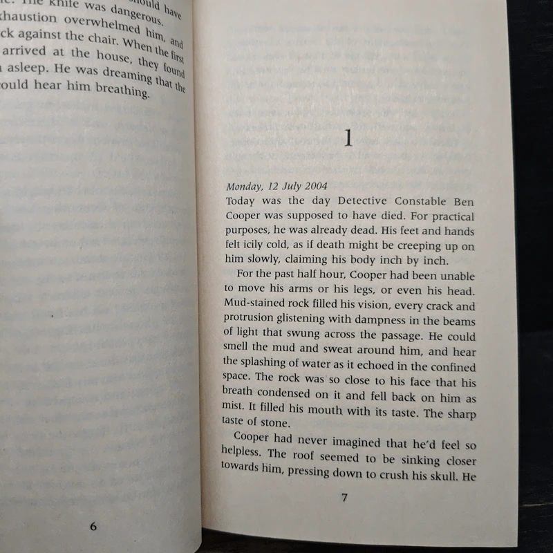 One Last Breath - Stephen Booth รูปที่ 8