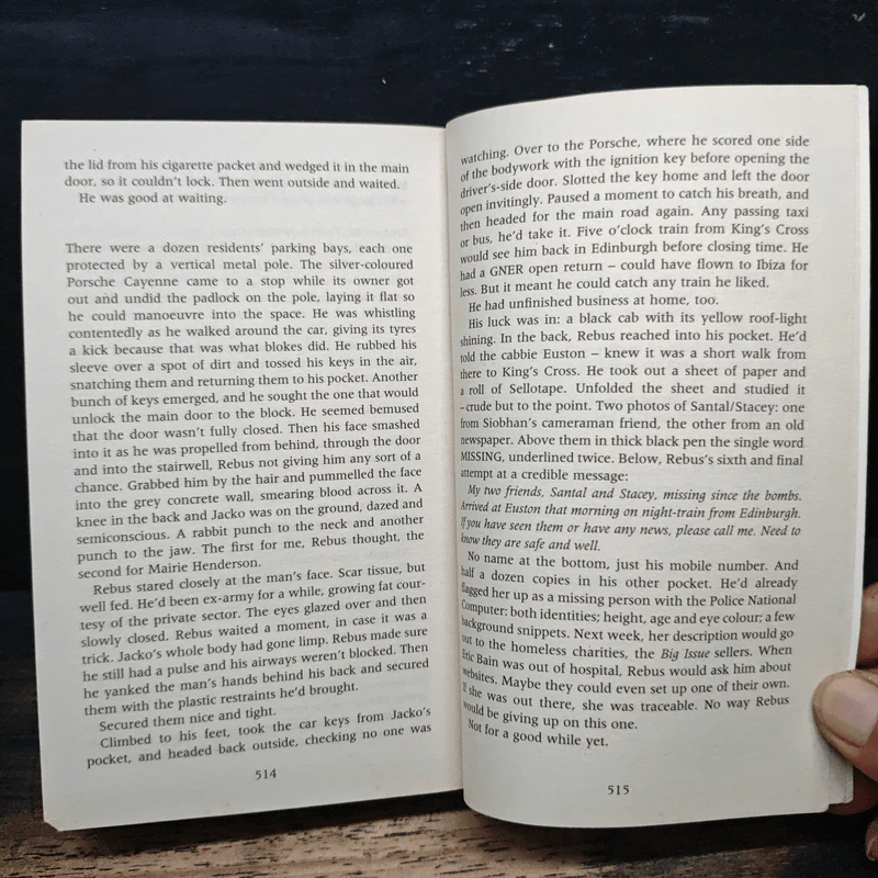 The Naming of the Dead - Ian Rankin รูปที่ 8