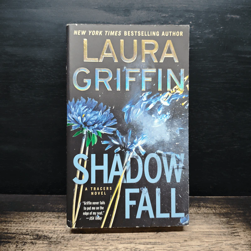 Shadow Fall - Laura Griffin รูปที่ 1