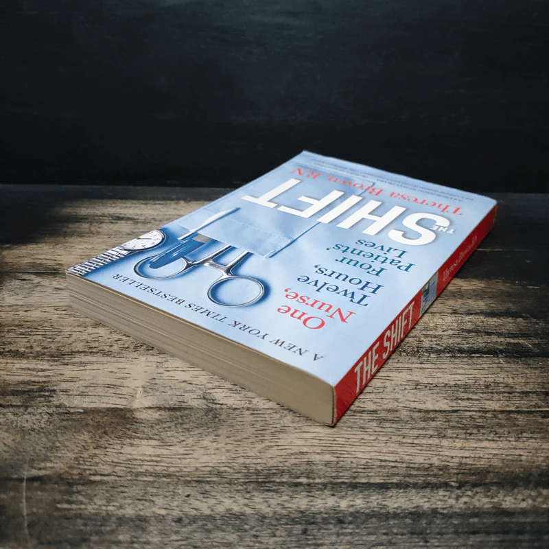 The Shift: One Nurse, Twelve Hours, Four Patients' Lives - Theresa Brown, RN รูปที่ 5
