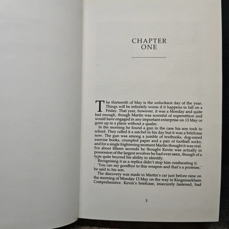 Kissing the Gunner's Daughter - Ruth Rendell รูปที่ 7