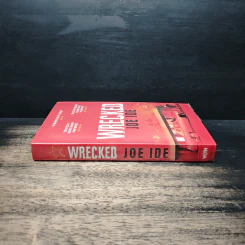 WRECKED - Joe Ide รูปที่ 3