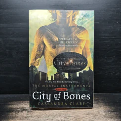 City of Bones - Cassandra Clare
