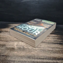 The Final Hour - Tom Wood รูปที่ 4