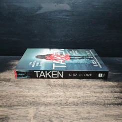 Taken - Lisa Stone รูปที่ 3