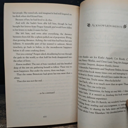 Daughter of Smoke and Bone - Laini Taylor รูปที่ 8