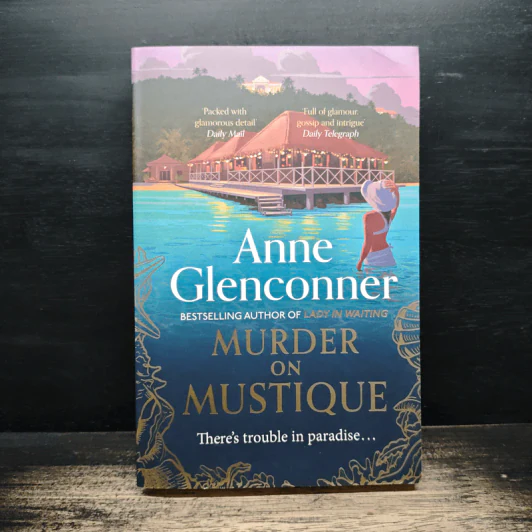 Murder on Mustique - Anne Glenconner รูปที่ 1