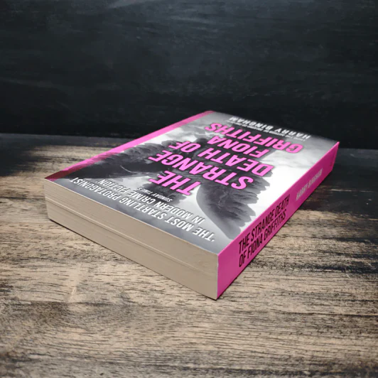 The Strange Death of Fiona Griffiths - Harry Bingham รูปที่ 5