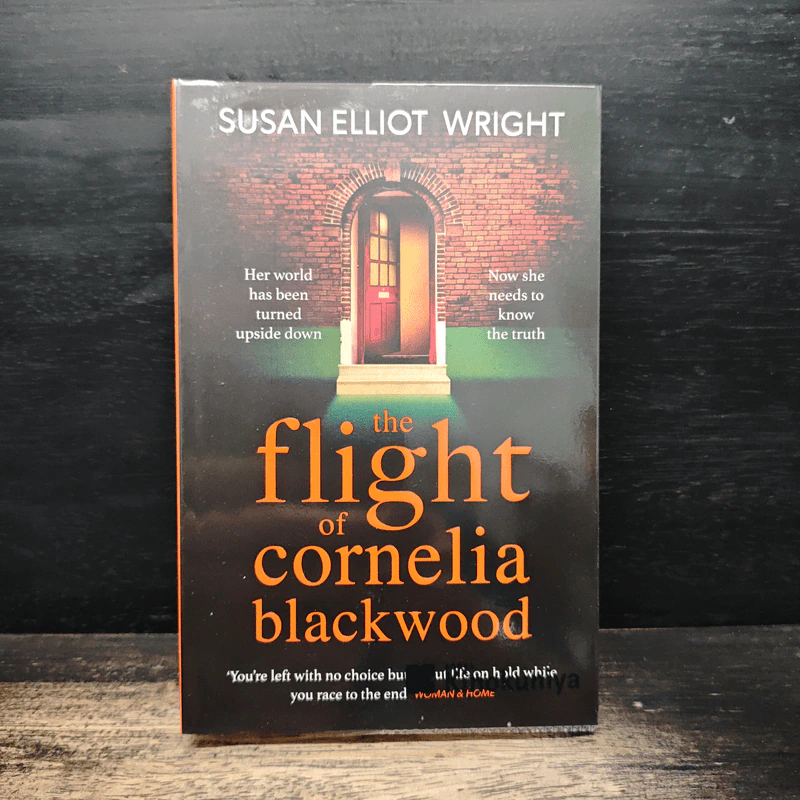 The Flight of Cornelia Blackwood - Susan Elliot Wright รูปที่ 1