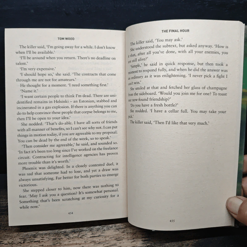 The Final Hour - Tom Wood รูปที่ 8