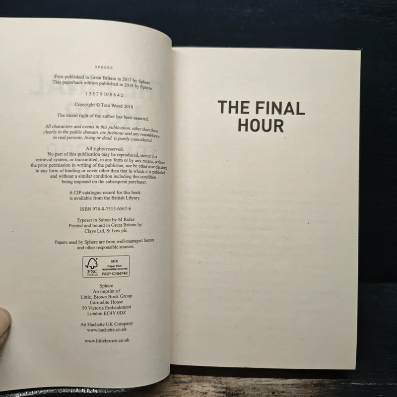 The Final Hour - Tom Wood รูปที่ 6