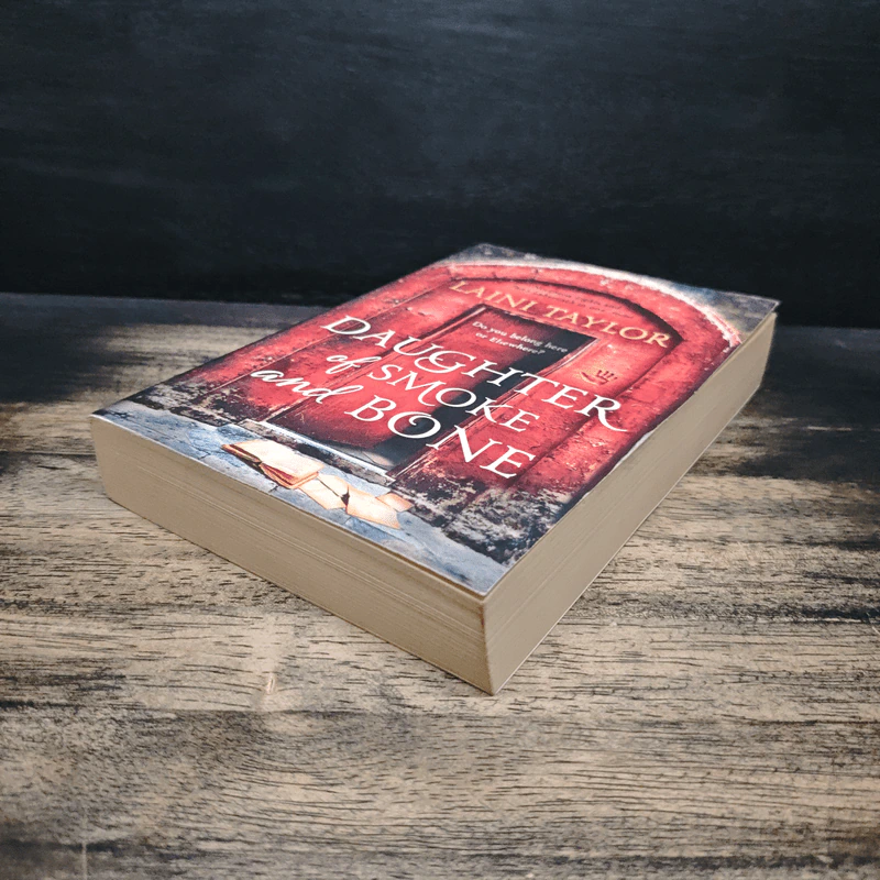 Daughter of Smoke and Bone - Laini Taylor รูปที่ 4