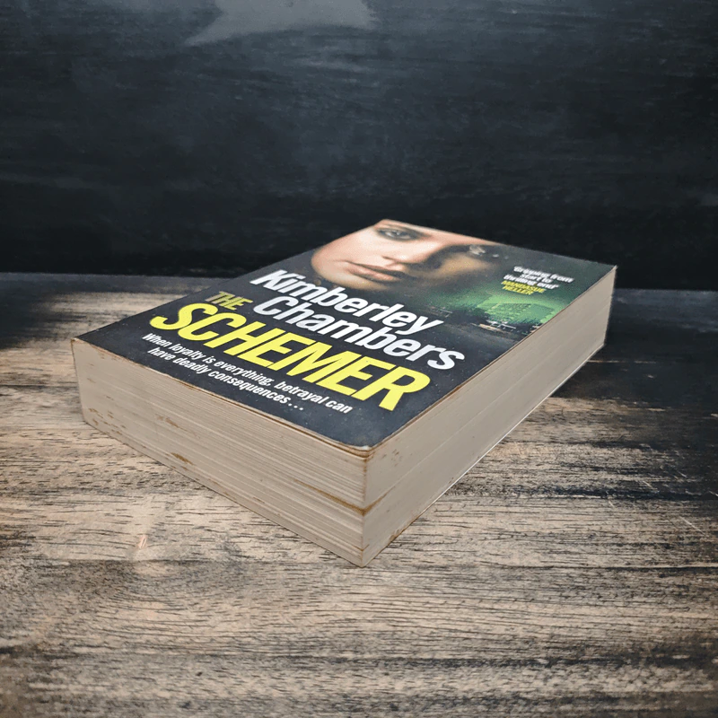 The Schemer - Kimberley Chambers รูปที่ 4