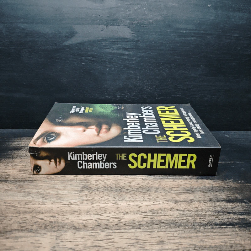 The Schemer - Kimberley Chambers รูปที่ 3