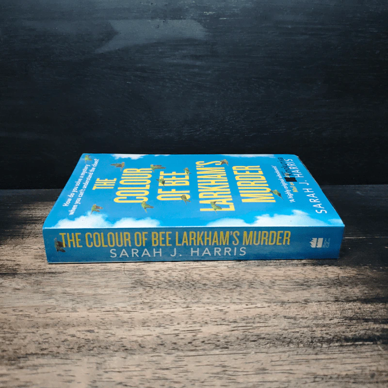 The Colour of Bee Larkham's Murder - Sarah J. Harris รูปที่ 3
