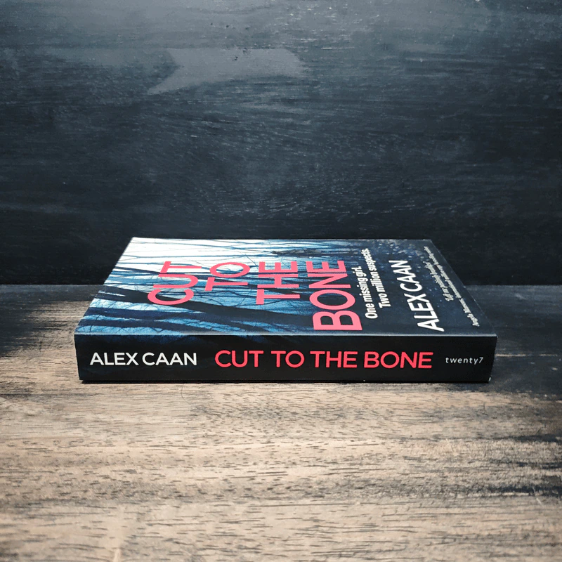 Cut to the Bone - Alex Caan รูปที่ 3