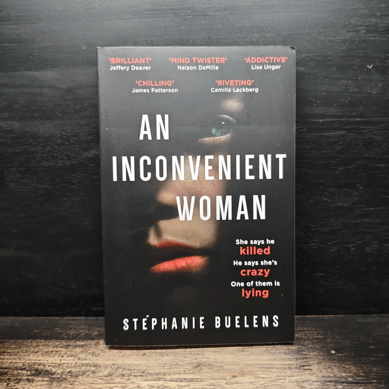 An Inconvenient Woman - Stéphanie Buelens รูปที่ 1