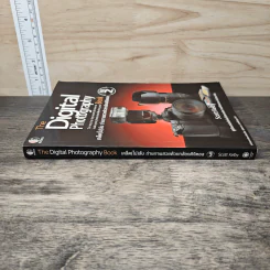 The Digital Photography เคล็ด (ไม่) ลับ ถ่ายภาพสวยด้วยกล้องดิจิตอล Vol.2 - Scott Kelby รูปที่ 2