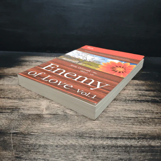 ศัตรูเคียงคู่ใจ Enemy of Love เล่ม 1 - Anna Cromwell รูปที่ 4