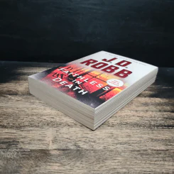 Faithless in Death - J.D. Robb รูปที่ 4