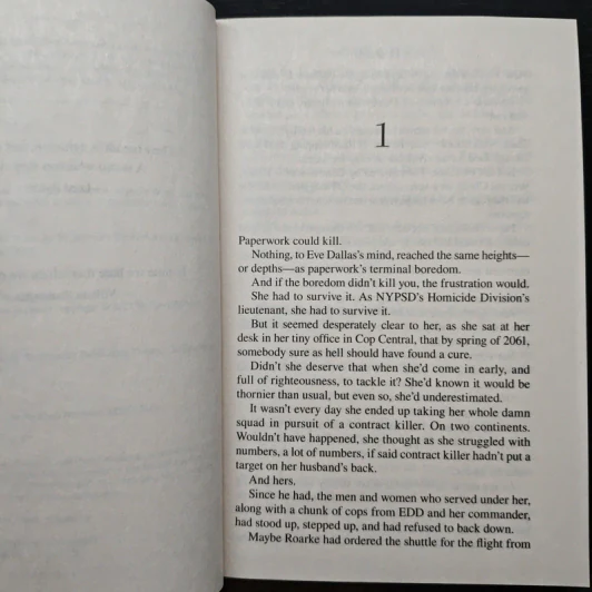 Faithless in Death - J.D. Robb รูปที่ 7