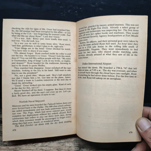 The Hunt for Red October - Tom Clancy รูปที่ 8