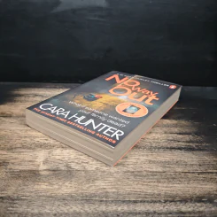 No Way Out - Cara Hunter รูปที่ 4