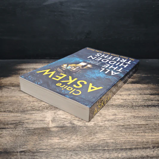 All the Hidden Truths - Claire Askew รูปที่ 5