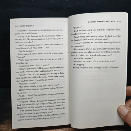 One Minute Out - Mark Greaney รูปที่ 8