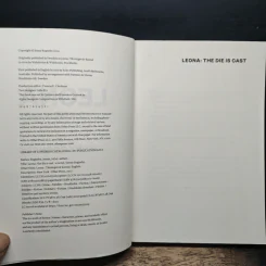 Leona: The Die Is Cast - Jenny Rogneby รูปที่ 6