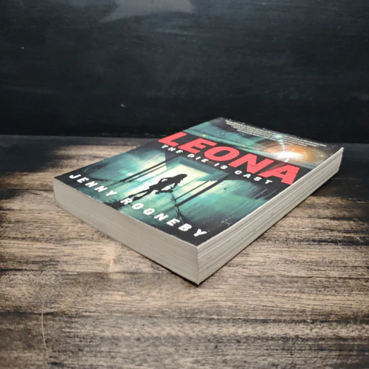 Leona: The Die Is Cast - Jenny Rogneby รูปที่ 4