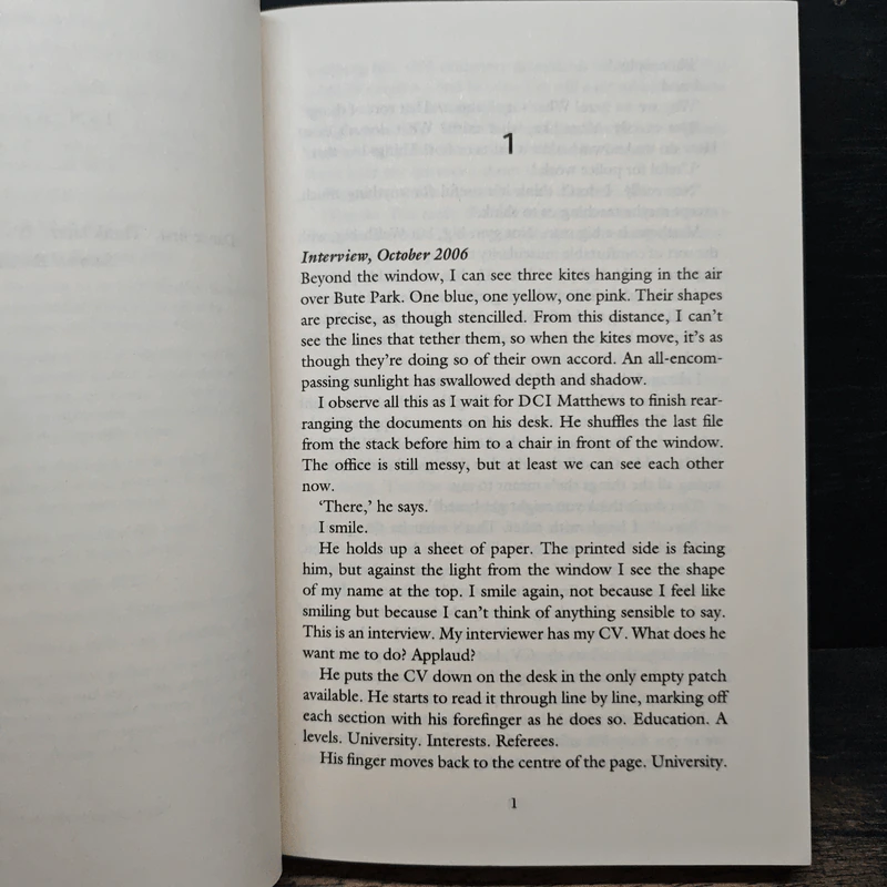 Talking to the Dead - Harry Bingham รูปที่ 7