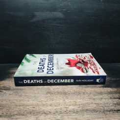 The Deaths of December - Susi Holliday รูปที่ 3
