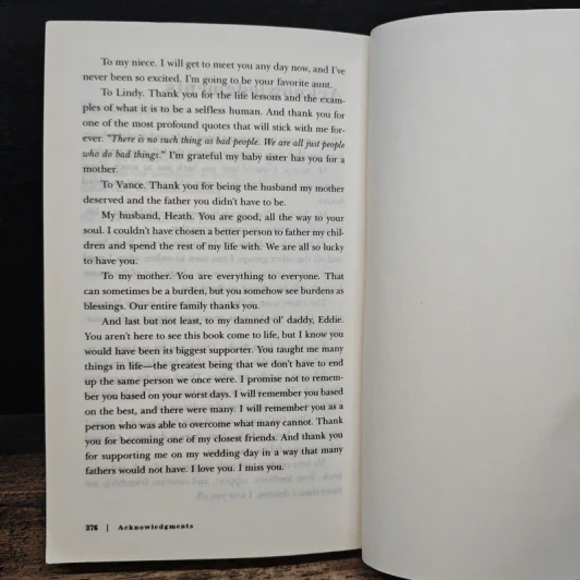 It Ends with Us - Colleen Hoover รูปที่ 8