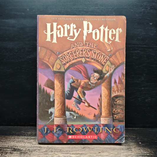 Harry Potter And The Sorcerer's Stone - J.K.Rowling รูปที่ 1