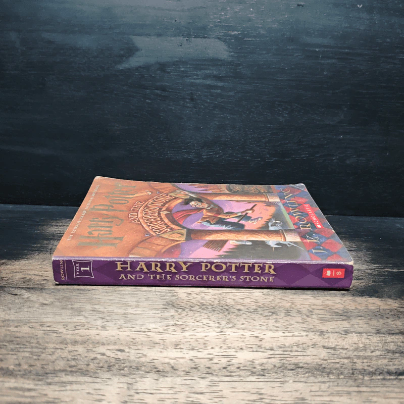Harry Potter And The Sorcerer's Stone - J.K.Rowling รูปที่ 3