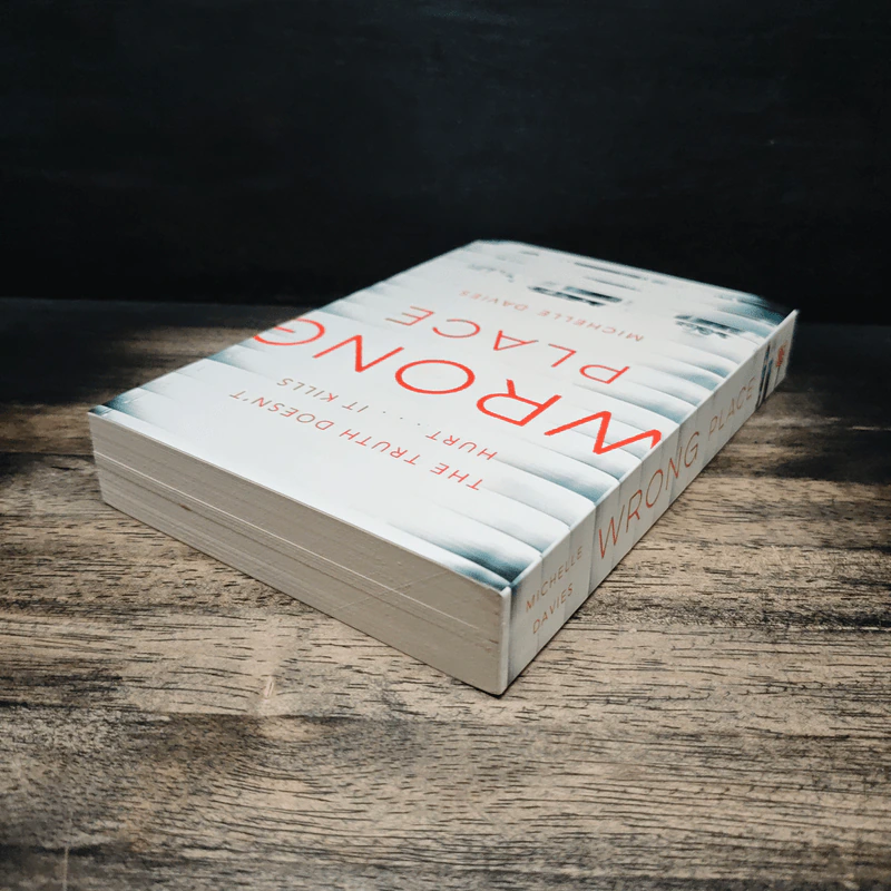 Wrong Place - Michelle Davies รูปที่ 5