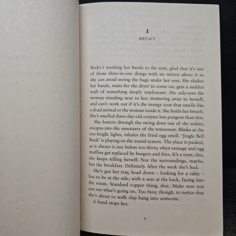 The Deaths of December - Susi Holliday รูปที่ 7