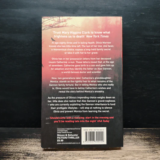 The Shadow of Your Smile - MARY HIGGINS CLARK รูปที่ 2