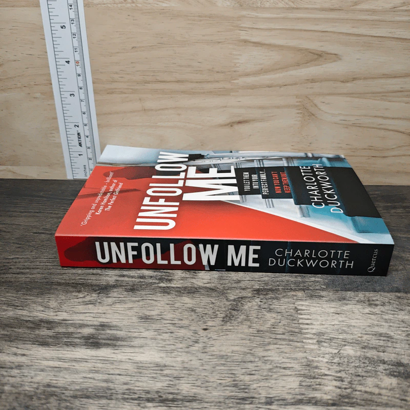 Unfollow Me - Charlotte Duckworth รูปที่ 2