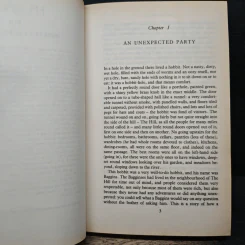 The Hobbit - J.R.R. Tolkien รูปที่ 9