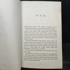 A Conjuring of Light - V.E. Schwab รูปที่ 6