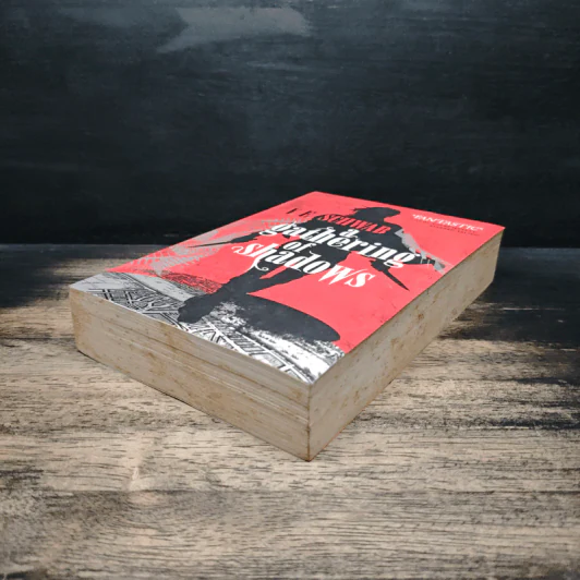 A Gathering of Shadows - V.E. Schwab รูปที่ 4