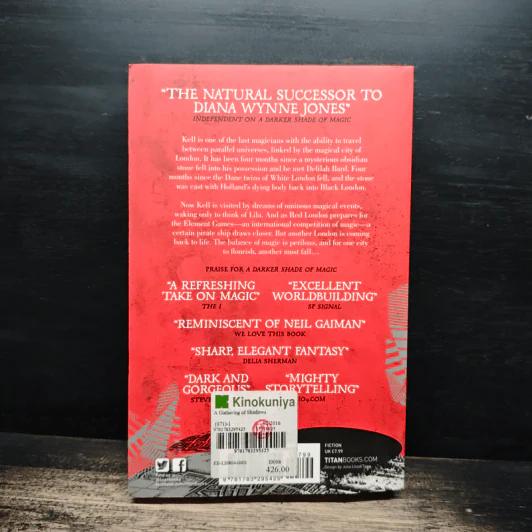 A Gathering of Shadows - V.E. Schwab รูปที่ 2